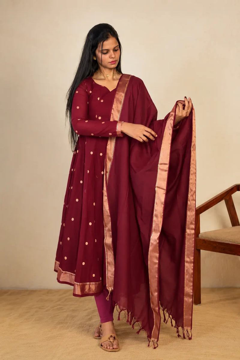 Varnam Suit Set