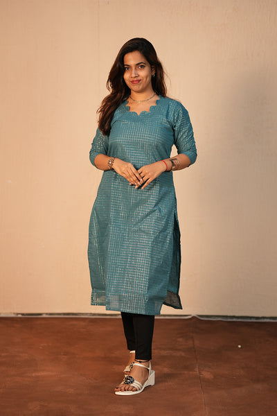 Vannila Checked Kurti