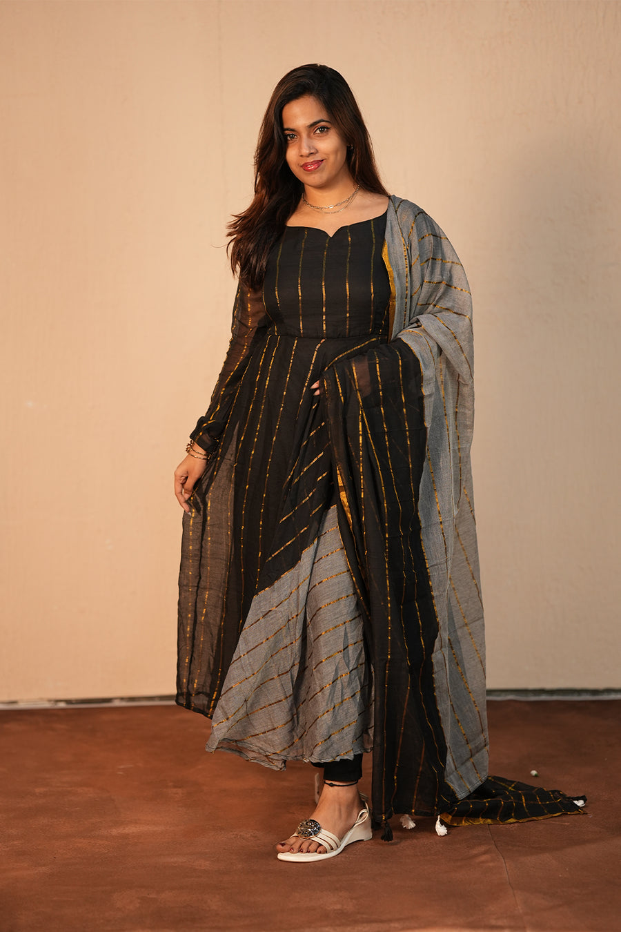 Karisal Black Mul Cotton Set